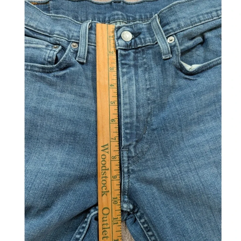 Levis 514 Straight Fit Mens Jeans W33 L30 Medium Wash Blue Denim 00514-0742